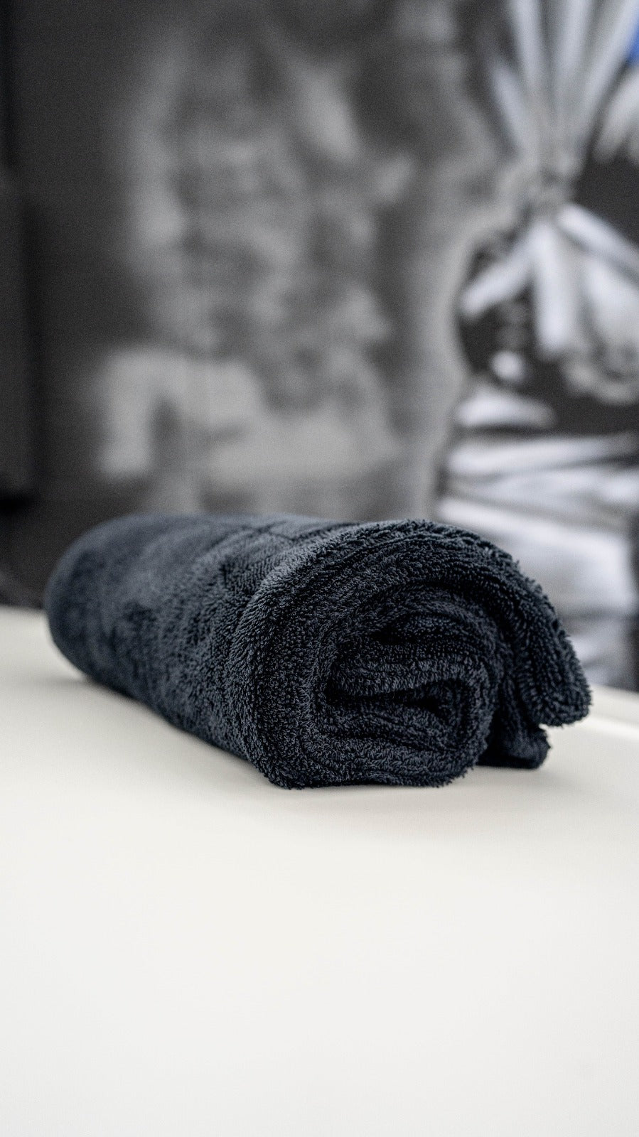 STANCEPHER Twisted Loop Drying Towel - Ultra Absorbent 1400GSM Microfiber Drying Towel 24" x 36" - Streak Free Car Drying Towel